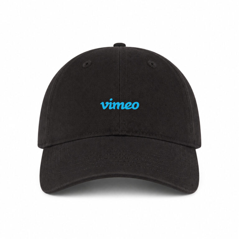 כובע JACO PRO שחור עם הדמיית רקמה מדויקת של Vimeo